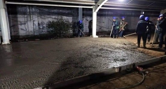 严寒中的坚守挑灯夜战抢工期 全力以赴抓实效